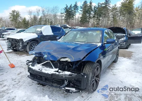 2022 BMW 330I xDrive z USA, uszkodzony, nr VIN 3MW5R7J06N8C67172